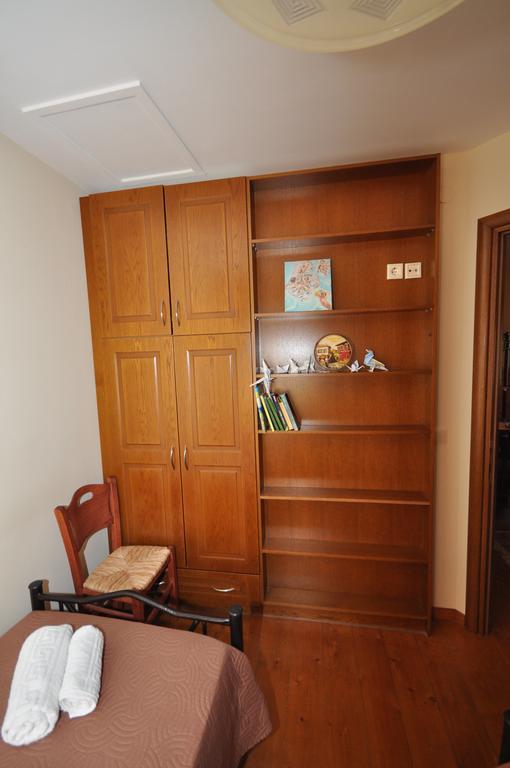 פאלאוקסטריצה Villa Makrades מראה חיצוני תמונה
